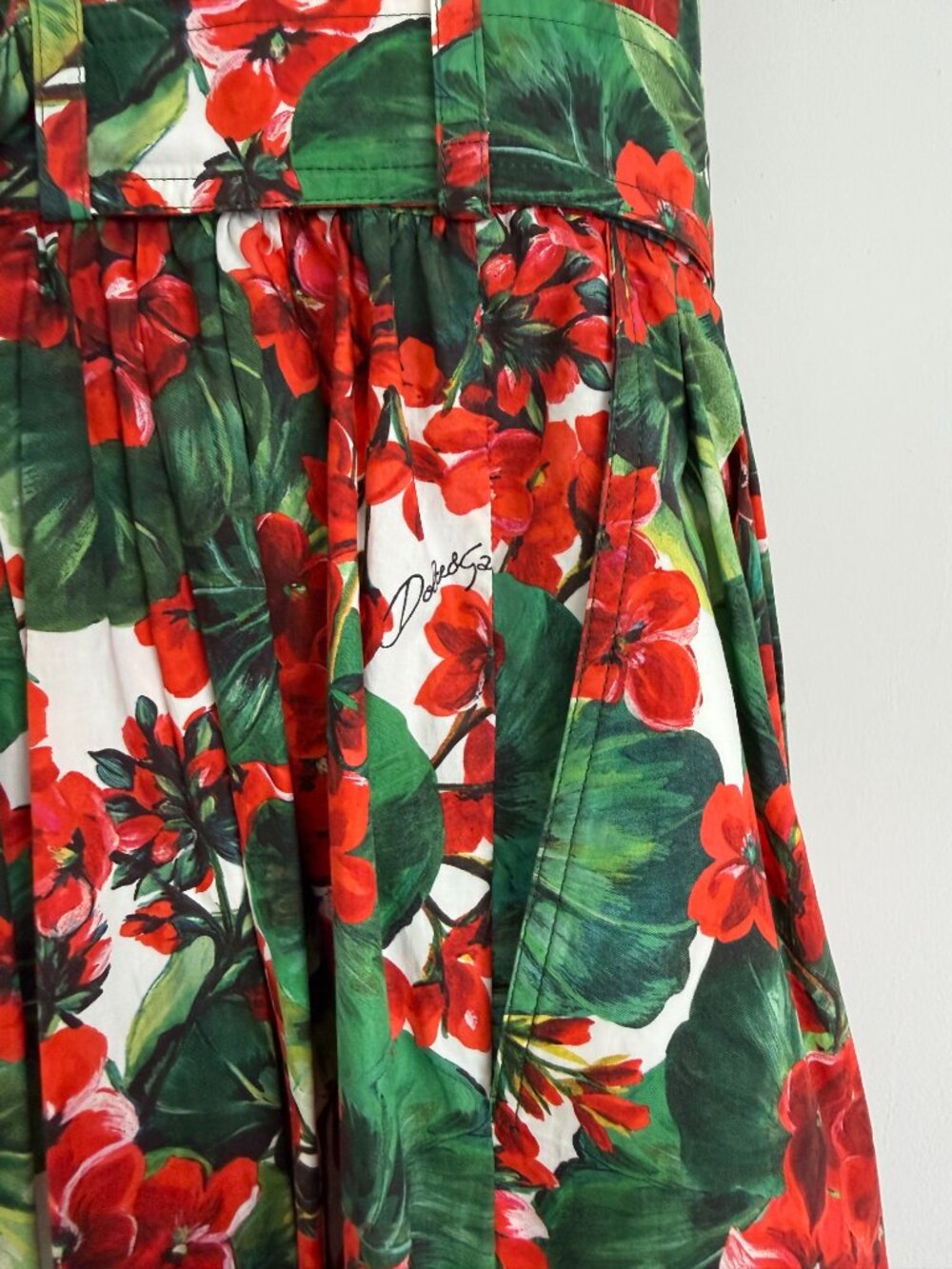 Dolce&Gabbana cotton dress in a vibrant geranium floral print - Size IT 46 - Picture 7 of 14